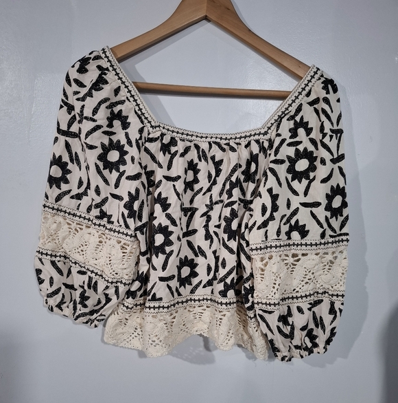 Christian Siriano NY Boho Blouse Crochet Lace Floral Top Sz XS Linen Blend - Picture 3 of 7